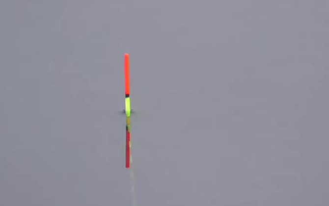 用玉米钓鱼怎么调漂最好?